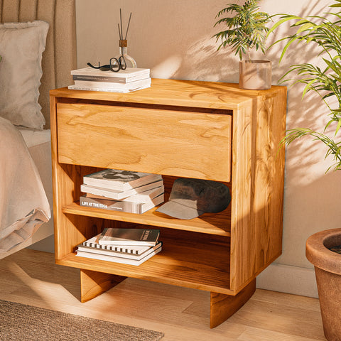 Cassetto bedside table